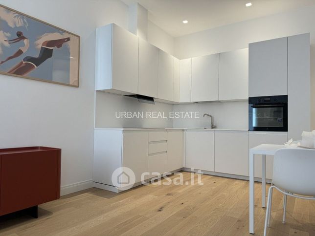 Appartamento in residenziale in Via Giosuè Carducci 10 -8