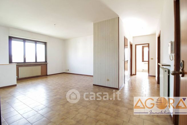 Appartamento in residenziale in Via Mario Silla
