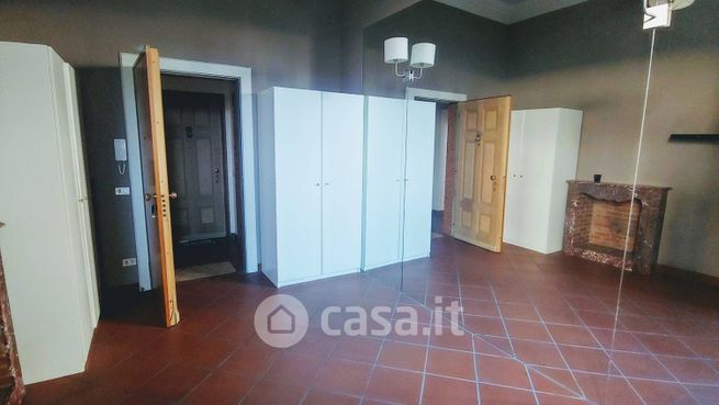 Appartamento in residenziale in Via Alserio 1