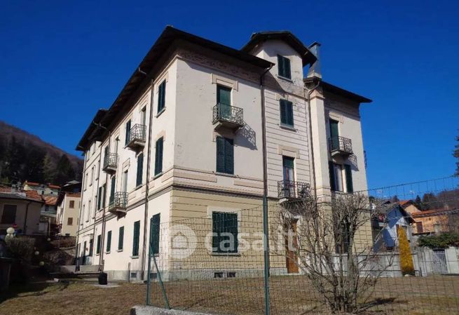 Appartamento in residenziale in Via Casari 2