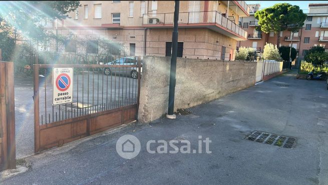 Box/posto auto in residenziale in Via Cappelletta II