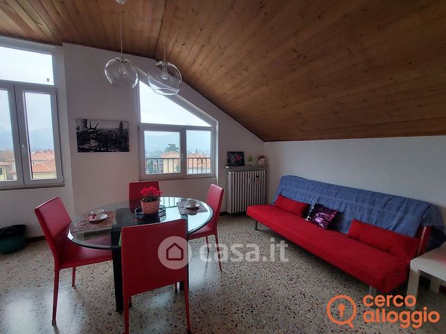 Appartamento in residenziale in Viale Valganna 137