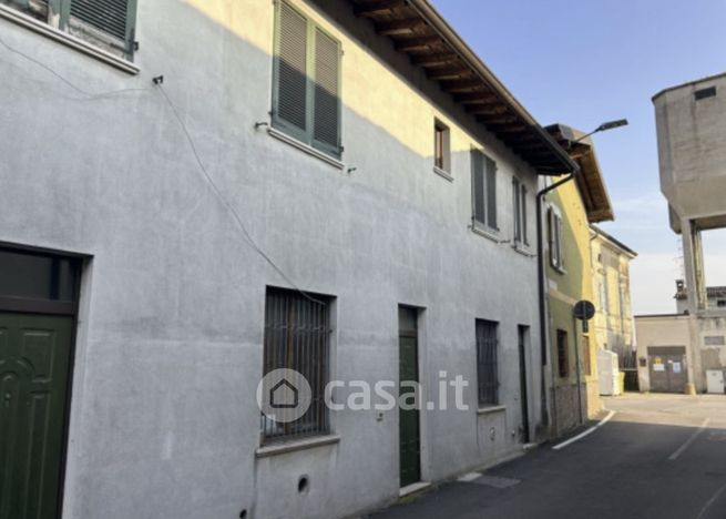 Appartamento in residenziale in Via Farfengo 2 A