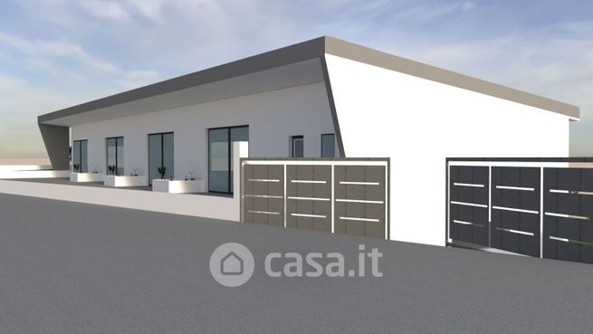 Capannone in commerciale in Contrada Valle Nuccio