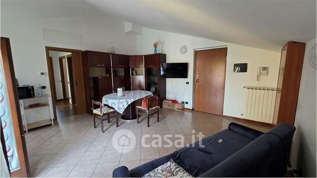 Appartamento in residenziale in Via Carlo Giussani