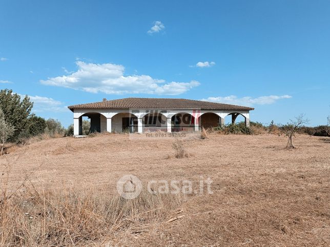 Villa in residenziale in Piazza Umberto I