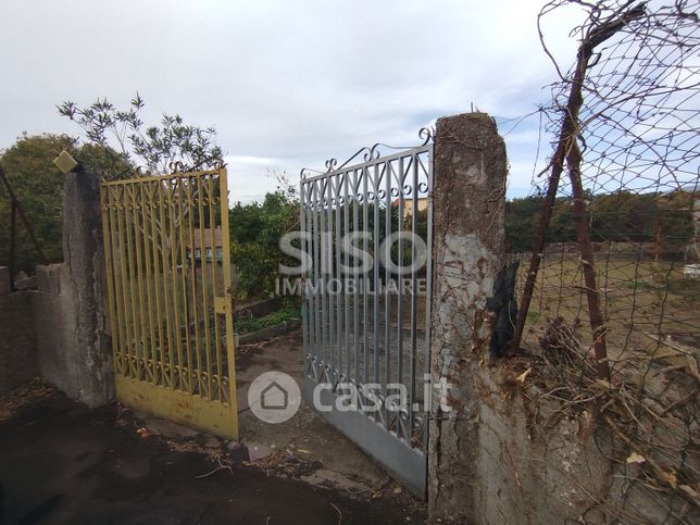 Terreno edificabile in residenziale in Via Alcaloro