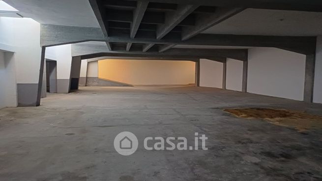 Box/posto auto in residenziale in Via Beppino Nasetta 16