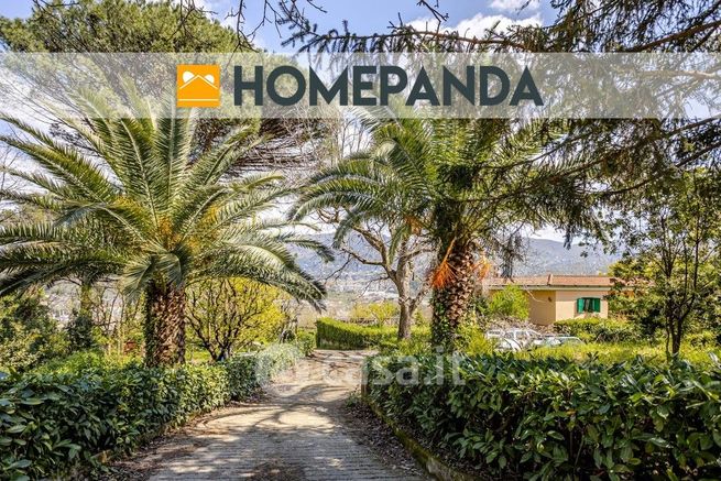 Appartamento in residenziale in Via Alveo Tondi