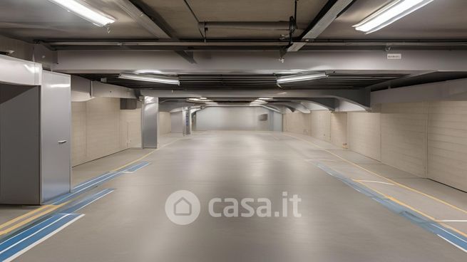 Garage/posto auto in residenziale in 