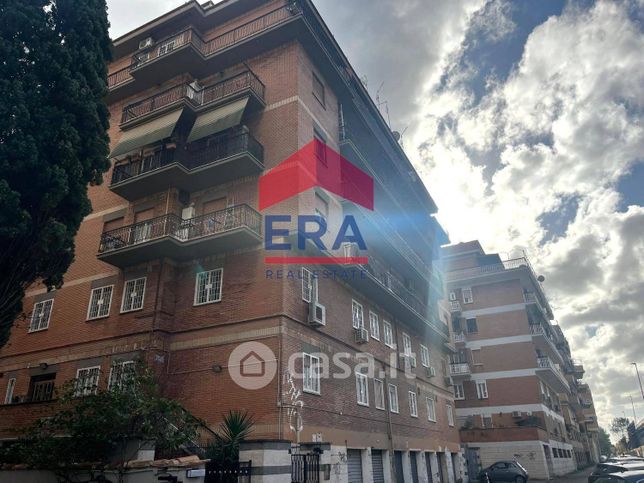 Appartamento in residenziale in Via Augusto Armellini 125