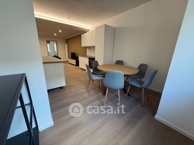 Appartamento in residenziale in Viale San Daniele 52