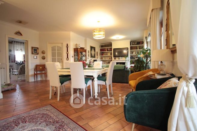 Appartamento in residenziale in Via delle Orchidee 38