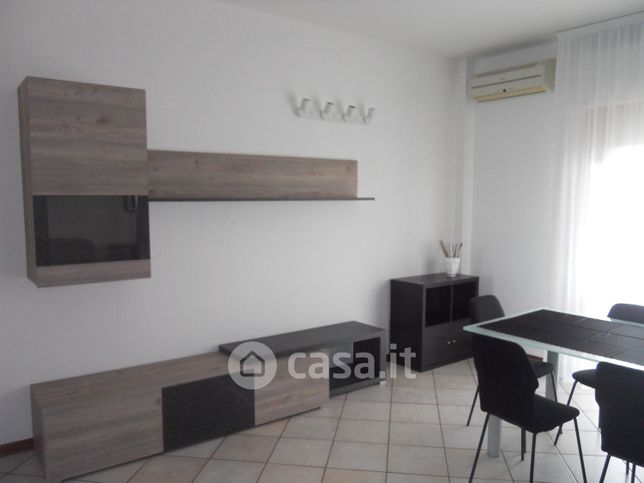 Appartamento in residenziale in Via Nino Bixio 10
