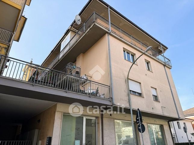 Appartamento in residenziale in Via dei Volsci 111