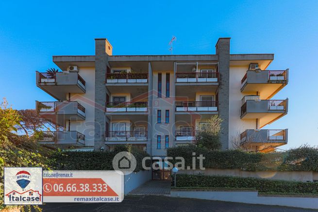 Appartamento in residenziale in Via di Casalotti 318