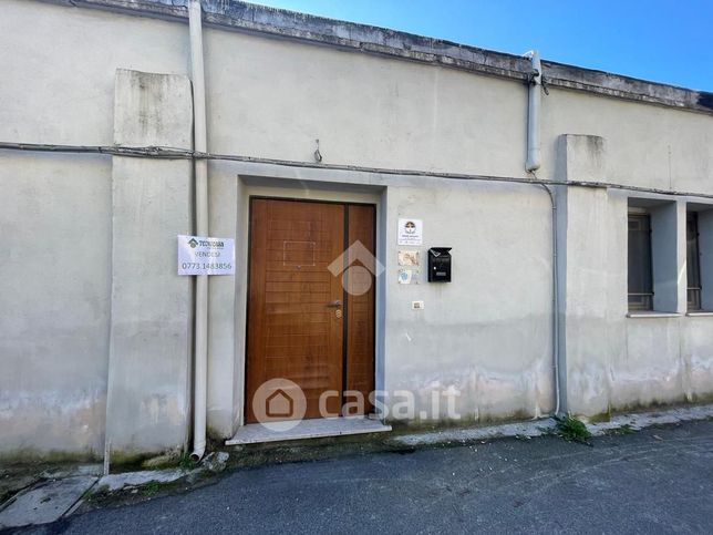 Box/posto auto in residenziale in Via Prebende