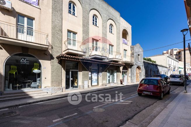 Ufficio in commerciale in