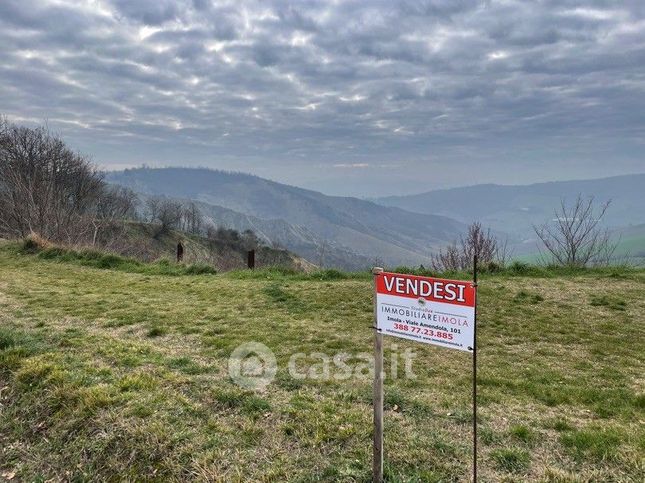 Terreno agricolo in commerciale in 