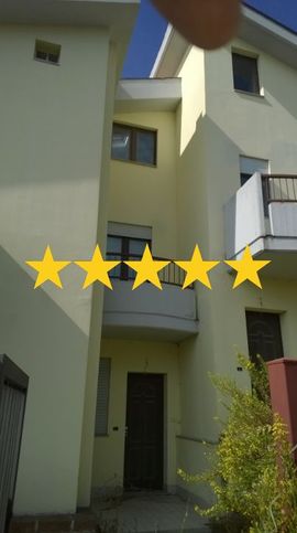Villa in residenziale in Via Belvedere