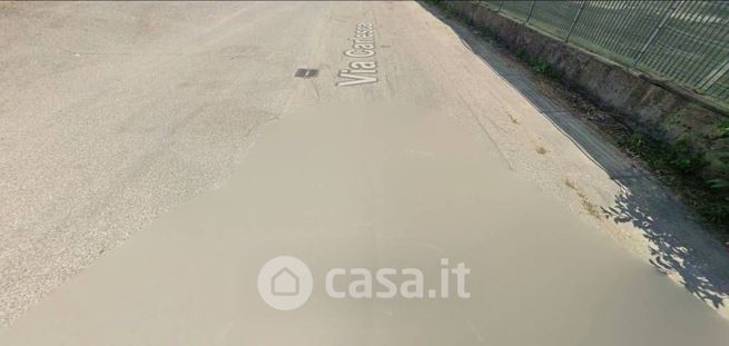 Box/posto auto in residenziale in Via Cattanea