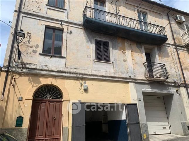 Appartamento in residenziale in Largo Raffaele Marincola Cattaneo