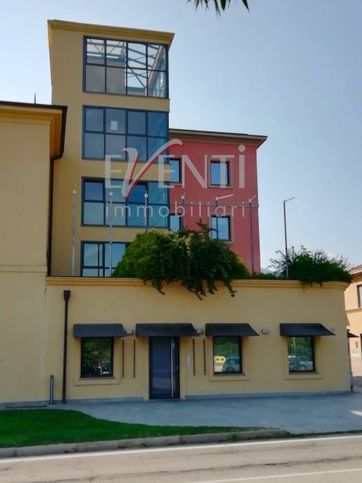 Appartamento in residenziale in Stradale San Secondo 96