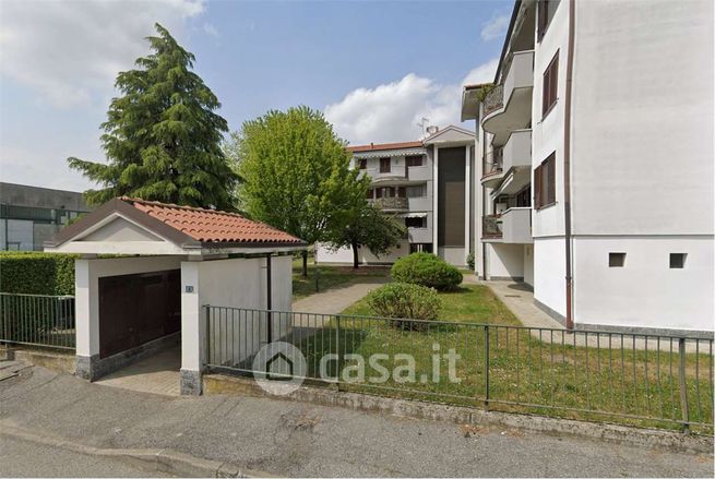 Appartamento in residenziale in Via Angelo Rognoni 4