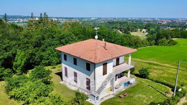 Villa in residenziale in Via Tazio Nuvolari