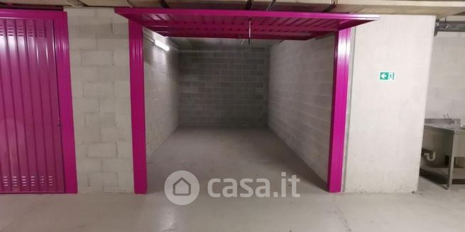 Box/posto auto in residenziale in Via Carlo Imbonati 62 /2