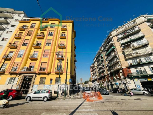 Ufficio in commerciale in Piazza Nazionale