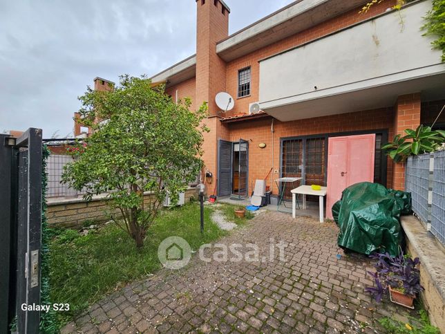 Appartamento in residenziale in Via Leopoldo Cicognara