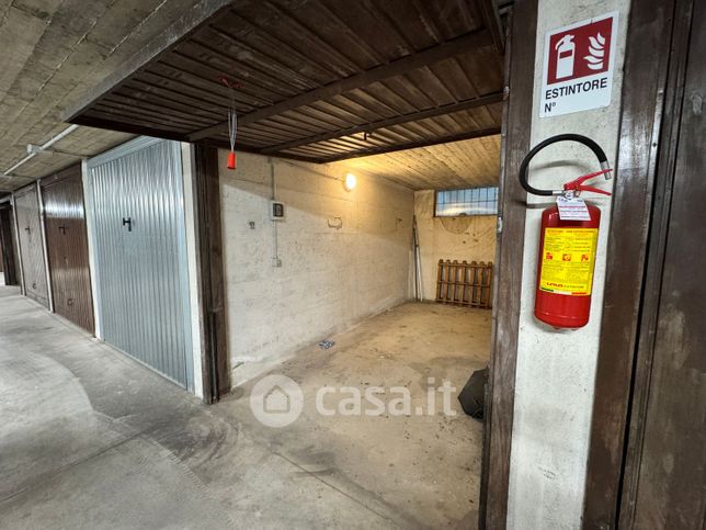 Garage/posto auto in residenziale in Via XIV Maggio