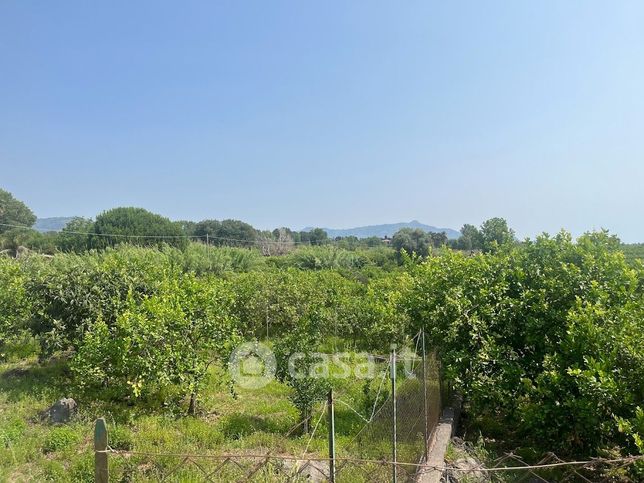 Terreno agricolo in commerciale in Via Decime