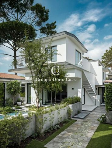 Villa in residenziale in Via Trento 55042