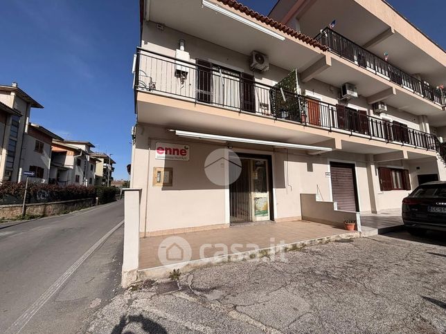 Box/posto auto in residenziale in Via Vaiani 42