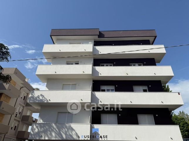 Appartamento in residenziale in Via Clotilde Tambroni 15