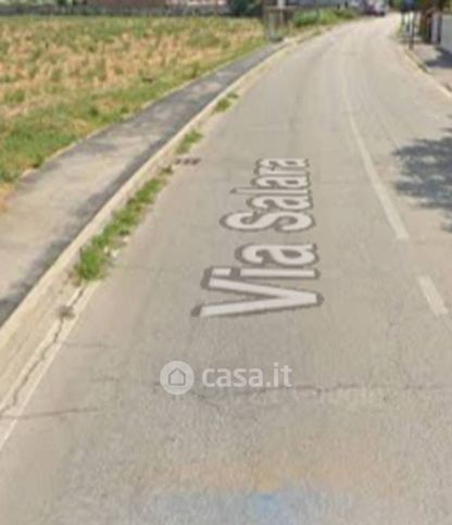 Terreno agricolo in commerciale in Via Salara