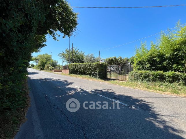 Terreno agricolo in commerciale in Via Pedemontana