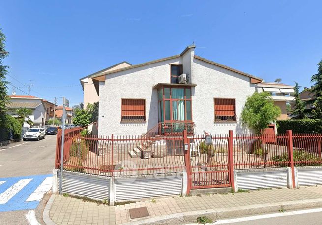 Villa in residenziale in Via San Marco