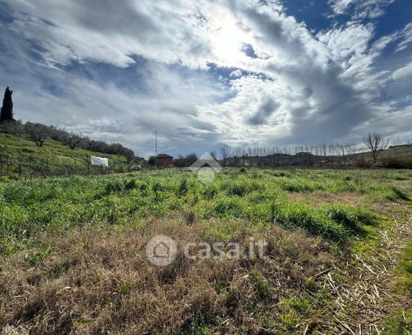 Terreno agricolo in commerciale in Via Monte Sant'Ilario