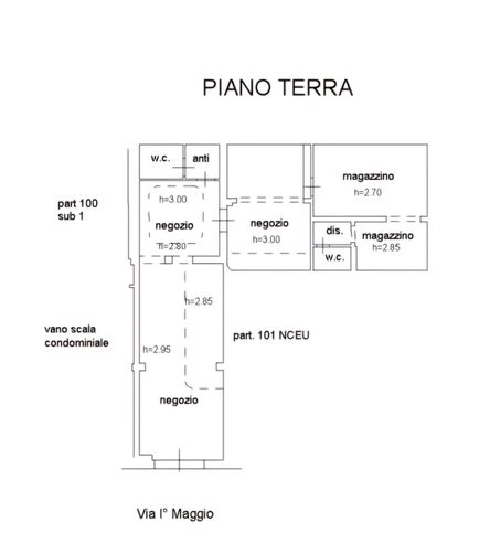 Negozio/locale commerciale in commerciale in Via I° Maggio