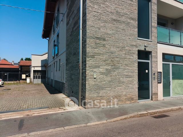 Ufficio in commerciale in Via Santini