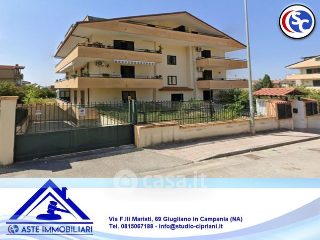 Appartamento in residenziale in Viale KENNEDY VI TRAV. 21-/B