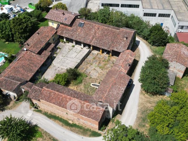 Terreno edificabile in residenziale in Via Gazzadiga
