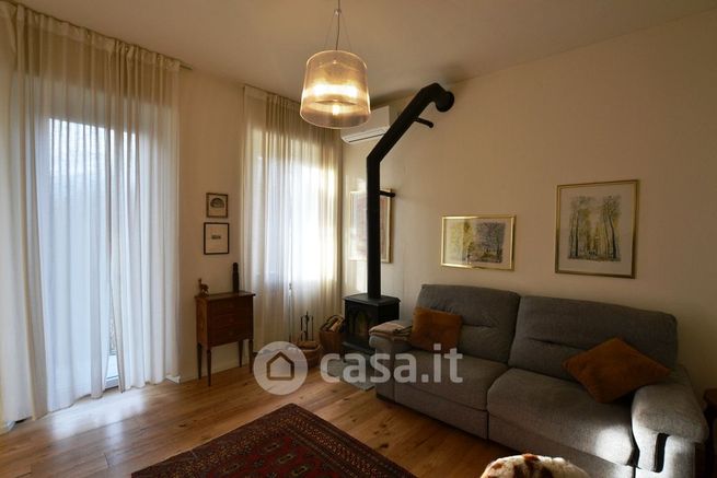 Casa indipendente in residenziale in Via Del Cimitero Del Barazzetto 32