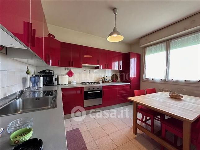 Appartamento in residenziale in Via San Dionigi