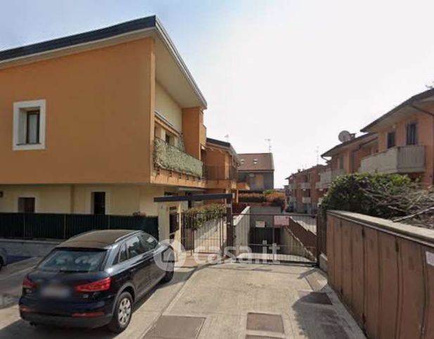Box/posto auto in residenziale in 