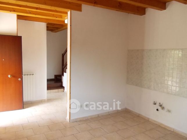 Casa bi/trifamiliare in residenziale in Via Marinai D'Italia