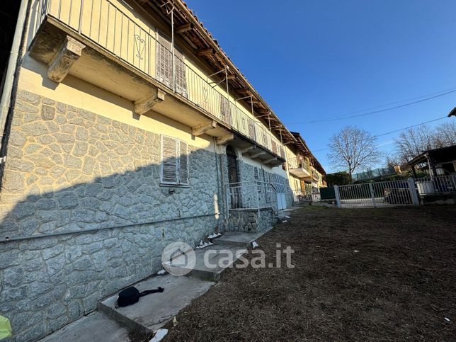 Rustico/casale in residenziale in Frazione trinità